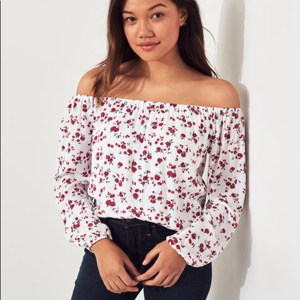 Hollister Floral Off-the-Shoulder Top - S